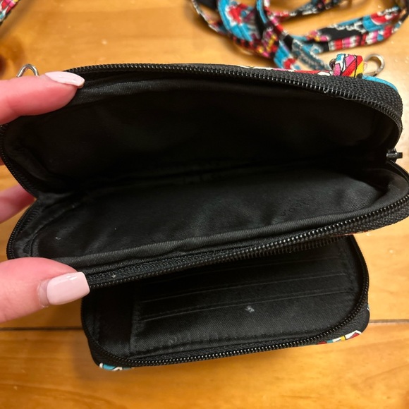 Vera Bradley Crossbody - Picture 3 of 4